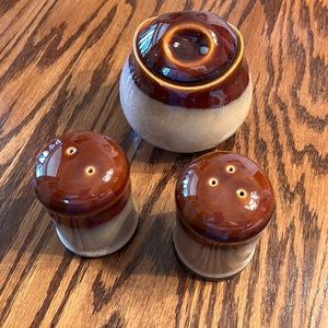 Salt pepper sugar bowl set